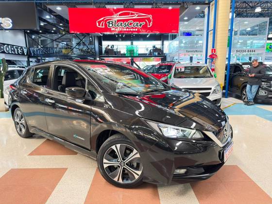 NISSAN LEAF B12P 40 ELÉTRICO NISSAN LEAF B12P 40 ELÉTRICO